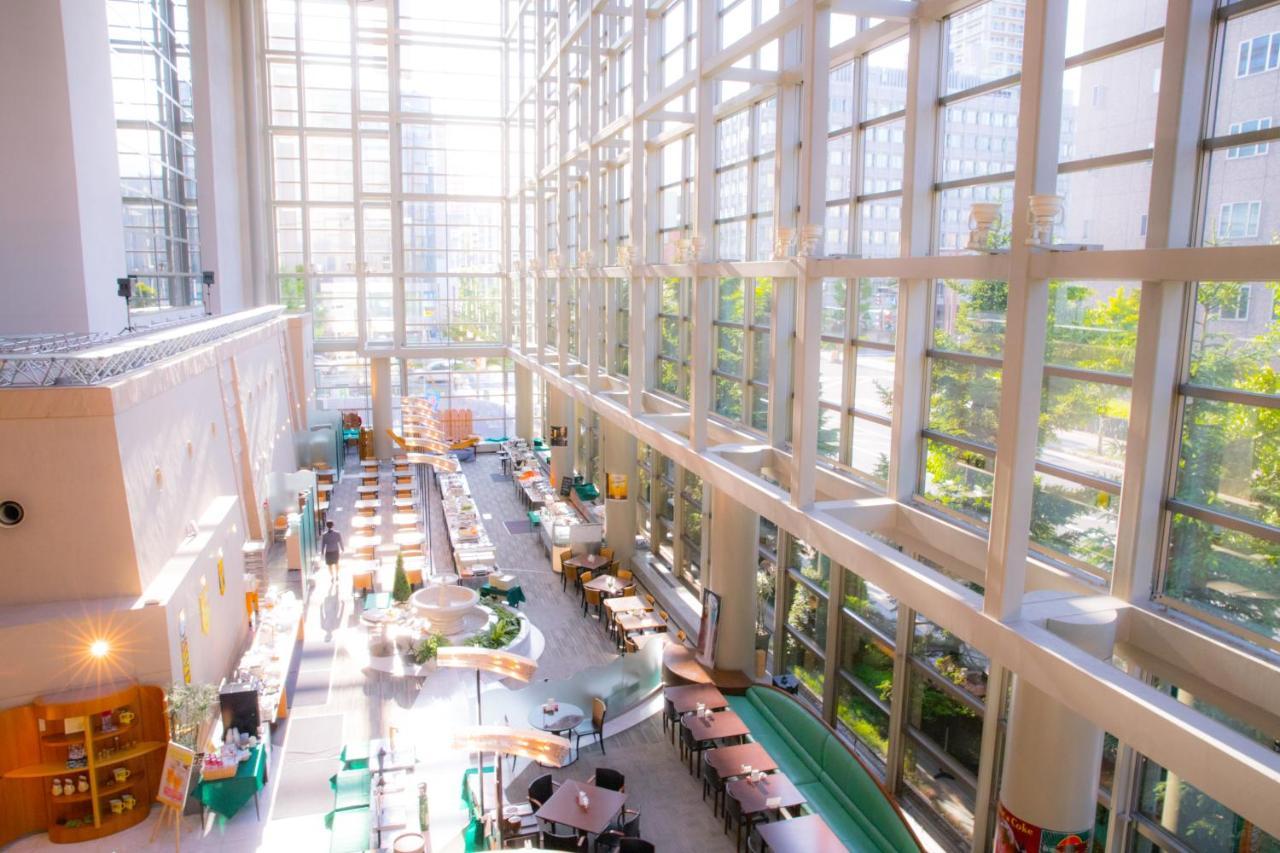Royton Sapporo Hotel Exterior foto The interior of the library