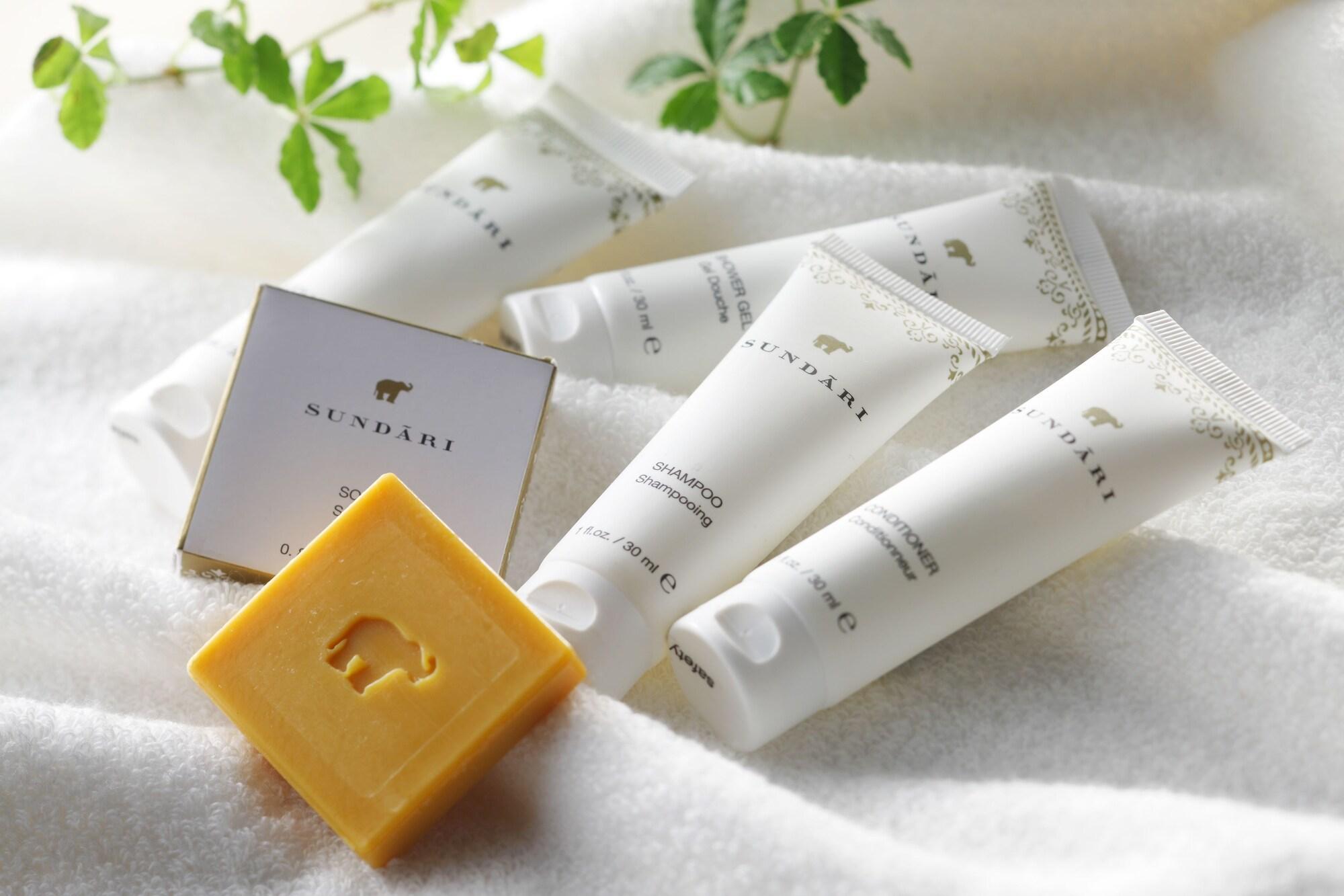 Royton Sapporo Hotel Exterior foto Soap and lotion