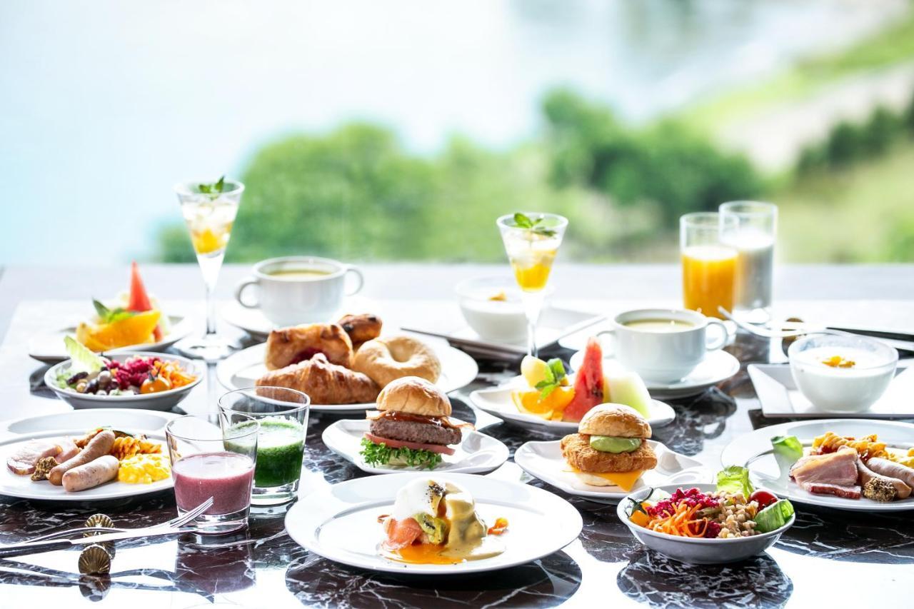 Royton Sapporo Hotel Exterior foto A typical breakfast buffet